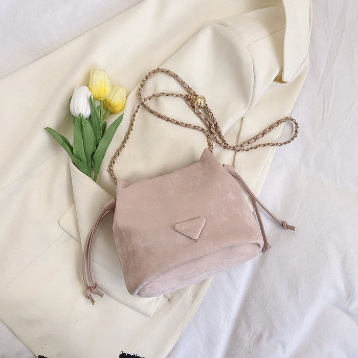 Wholesale Minimally new fashionable bucket bag, crossbody bag, popular chain handbag