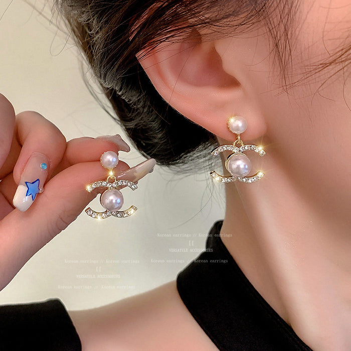 Wholesale Pearl Letter C Diamond Alloy Stud Earrings JDC-ES-QingH013