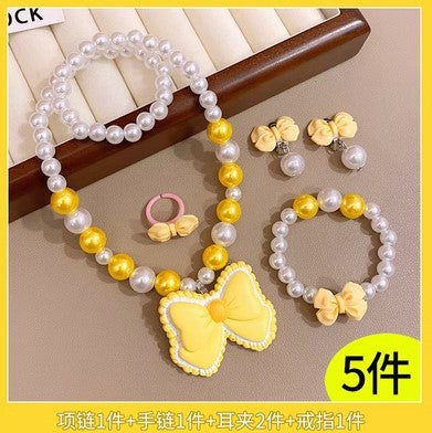 Wholesale Cartoon Princess Necklace