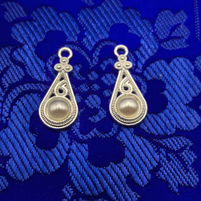 Wholesale Pendant necklace imitation pearl necklace pendant jewelry women's jewelry accessories in stock