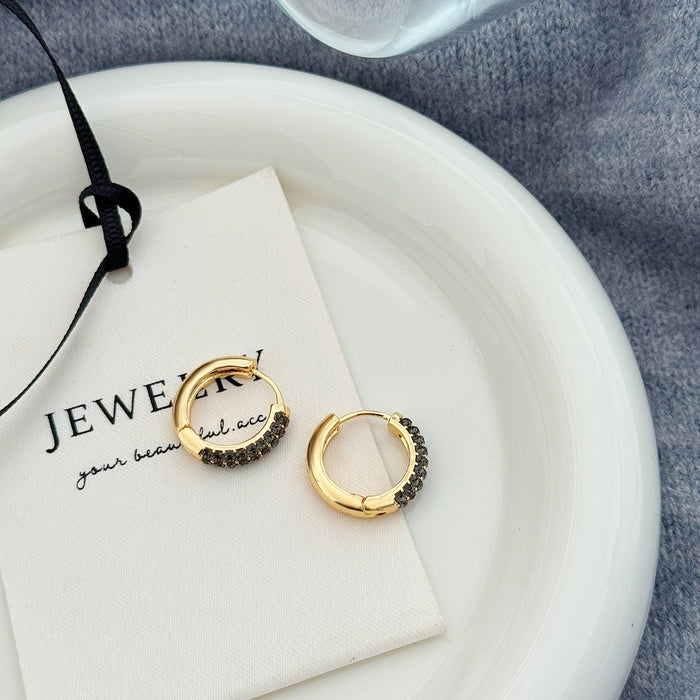 Wholesale Fashionable round diamond studded earrings, exquisite and simple style, elegant ear rings and accessories