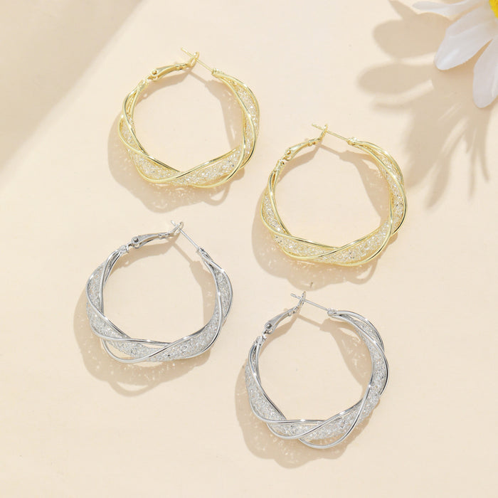 Wholesale Retro style fashion temperament hollow mesh earrings with niche design, light luxury, atmosphere, high-end sense, fashionable earrings