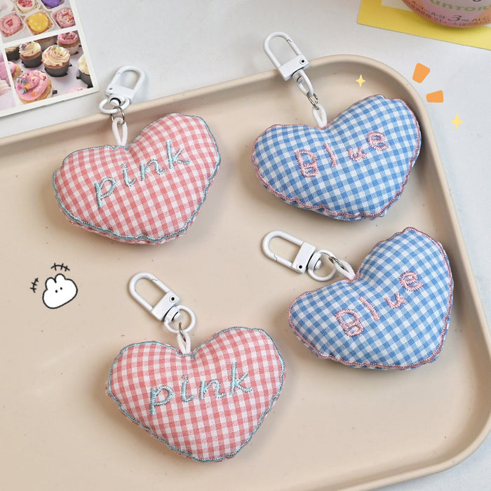 Wholesale Cotton filled three-dimensional grid heart-shaped keychain