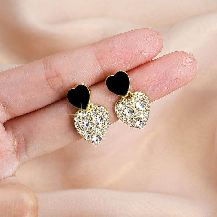 Wholesale Silver needle studded diamond heart, simple and versatile, personalized temperament, high-end design, earring earrings