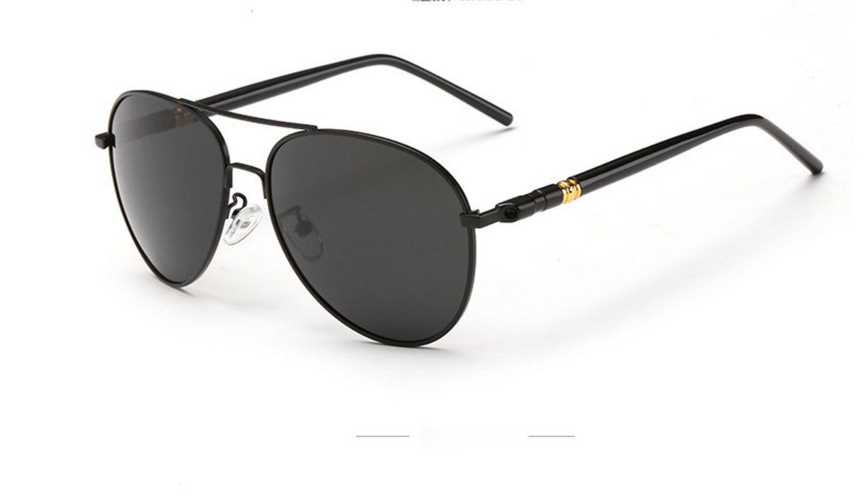 Wholesale Classic UV resistant retro sunglasses