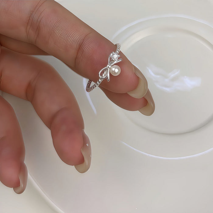 Wholesale Pure silver bow pearl ring, luxurious and exquisite sparkling diamond ring