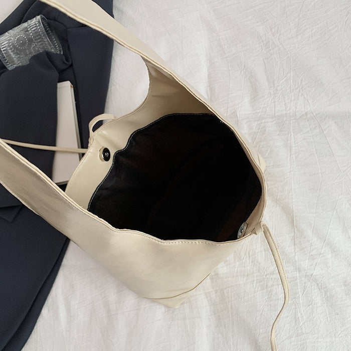 Wholesale Small commuting bag, versatile leisure bag, bow tie, large capacity single shoulder underarm tote bag