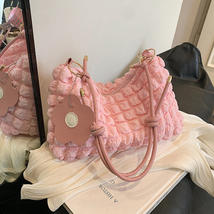 Wholesale Single shoulder armpit bag, casual and fashionable, hand-held tote bag