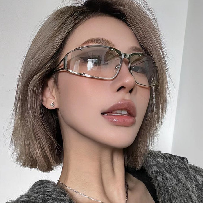 Wholesale Sunglasses, hollowed out sunglasses, men's and women's street photography sunglasses