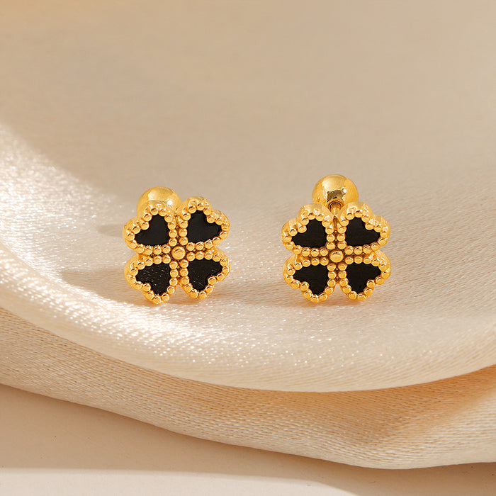 Wholesale  Anti-loss heart-shaped earrings  colorfast   small and exquisite titanium steel earrings