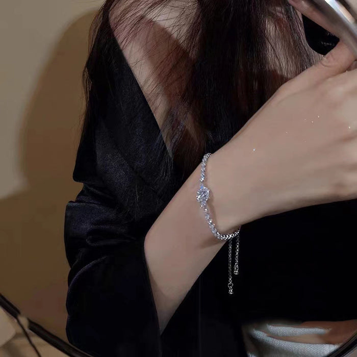 Wholesale Pulling zircon bracelet with a high-end feel, slightly studded with diamonds, exuding a refined temperament. Handmade accessories for light luxury