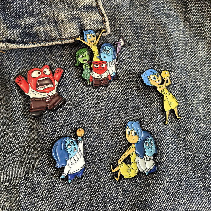 Wholesale Cute cartoon style creative personality film and television cartoon alloy brooch