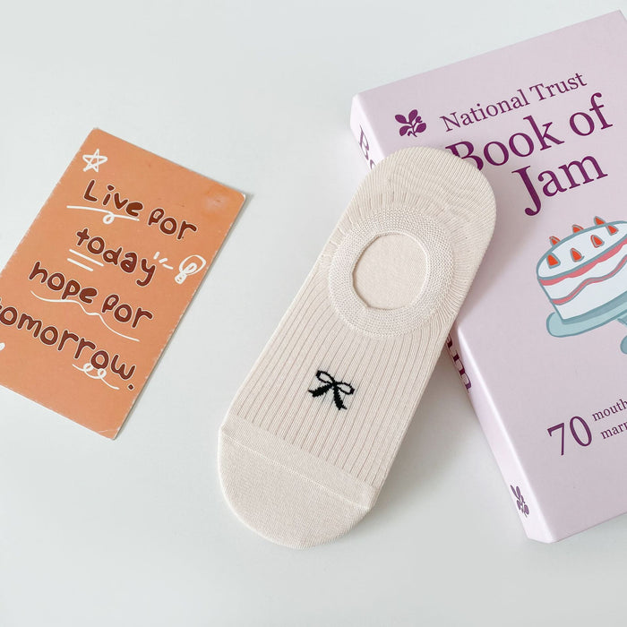 Wholesale Bow socks, boat socks, thin, shallow, invisible socks, anti slip and non falling heel socks, boneless