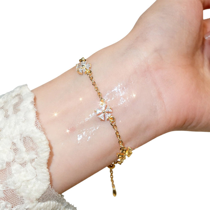 Wholesale Gold Plated Zircon Butterfly Flower Fashion Bracelet Jewelry Accessory