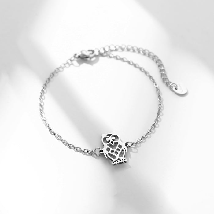 Wholesale Stainless steel owl bracelet with smooth surface, simple and personalized fashion jewelry wholesale