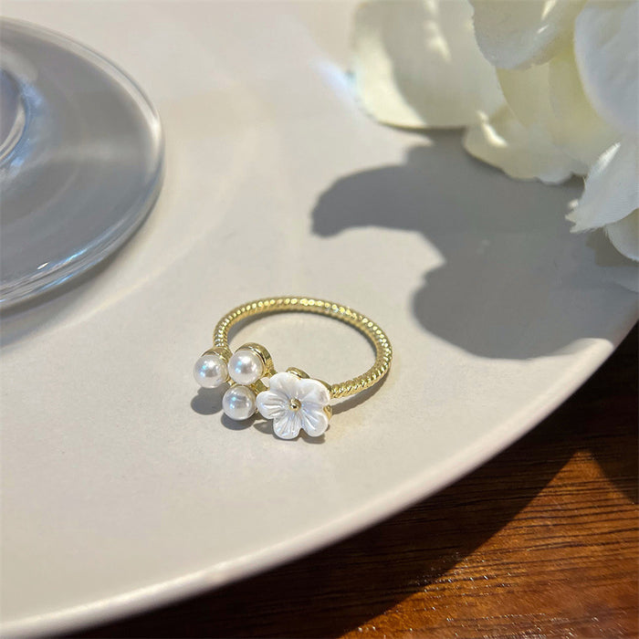 Wholesale Flower ring, female niche design, high-end temperament, pearl index finger ring, fashionable and personalized ring