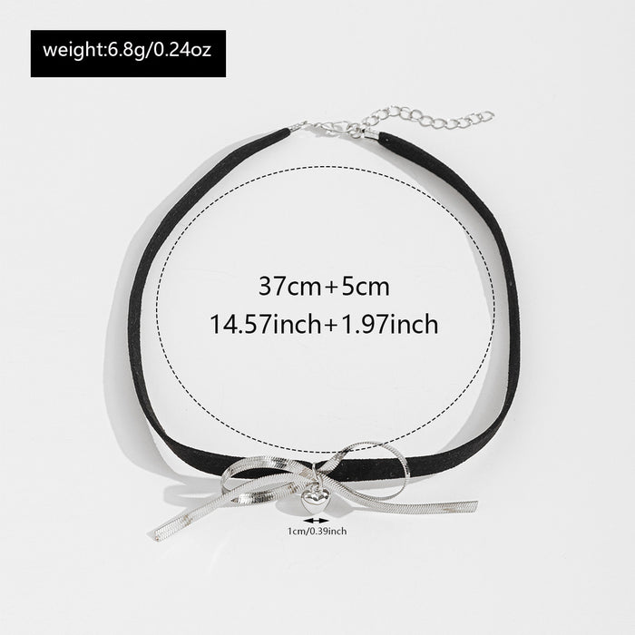 Wholesale Niche bow necklace, spicy girl, fashionable and personalized metal heart collarbone chain, neck chain