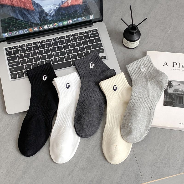 Wholesale Socks made of cotton, versatile, sport embroidered, sport boat socks, five point socks