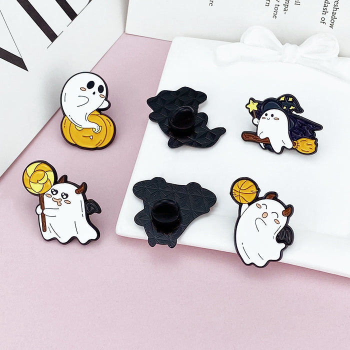 Wholesale Cute Cartoon  Brooch Pin Ghost Pumpkin Wizard Hat Zinc Alloy Baked Paint Party Accessory MOQ≥2