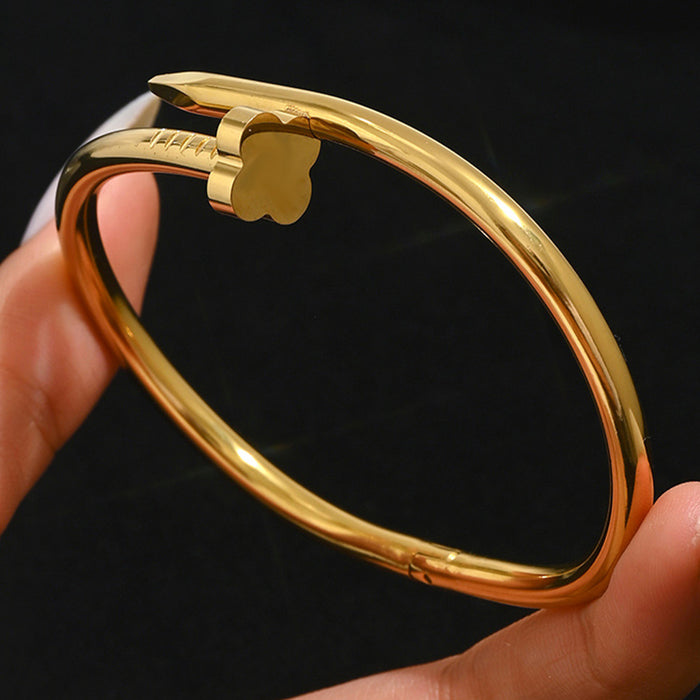 Wholesale Gold Titanium Steel Bangle Set 3 Piece Clover Studded Jewelry For Women Fashion Accessory Gift