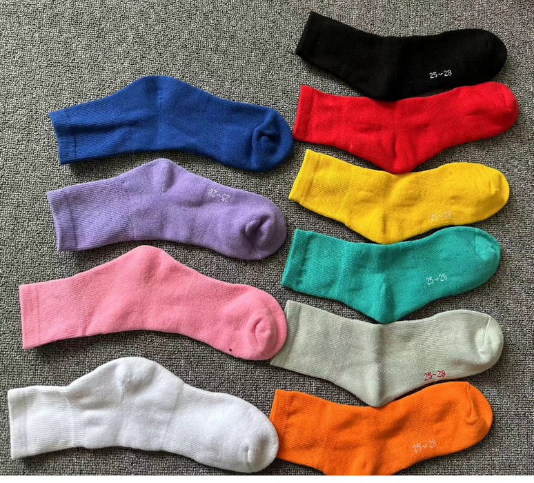 Wholesale Mid length socks, combed cotton warm loop socks, solid color basic style, comfortable sports socks, basketball socks