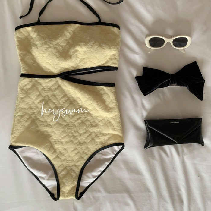 Wholesale Swimsuit, female personality, original retro swimsuit