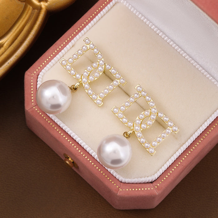 Wholesale Letter Double D Pearl Earrings Women's  Ear Stud Earrings