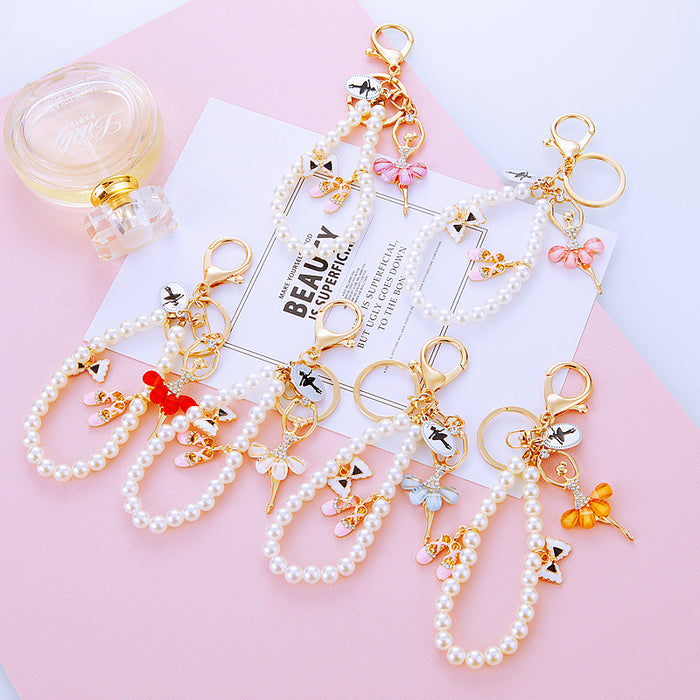 Wholesale Car keychain metal cute pendant keychain ring creative