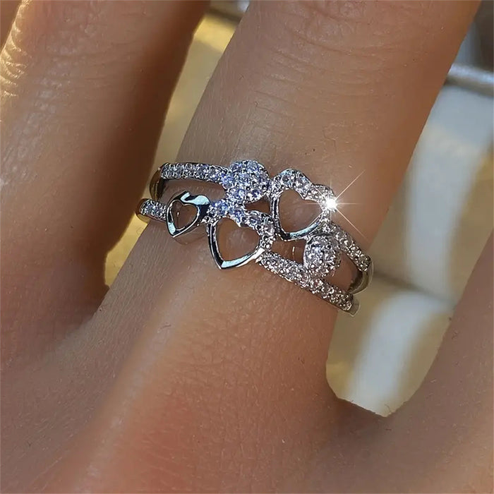 Wholesale Exquisite French retro unique creative heart ring, niche trendy versatile ring