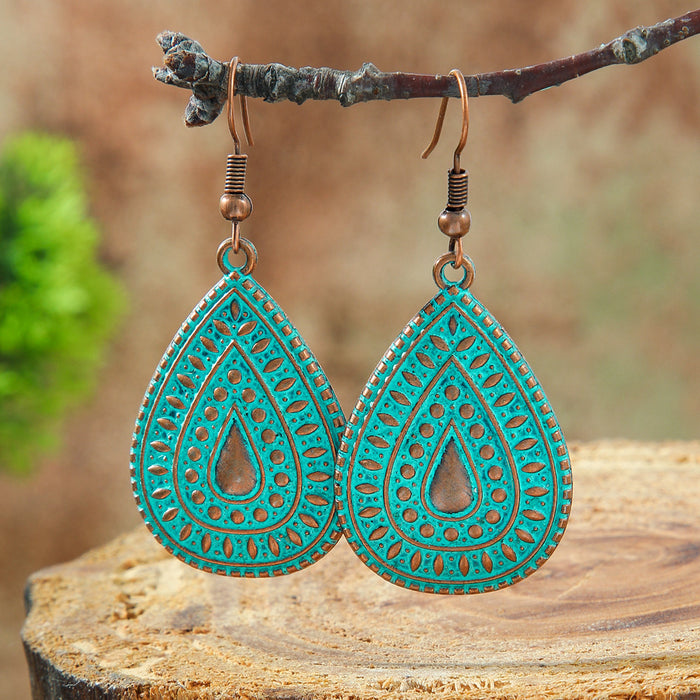 Wholesale Bohemian Hollow Alloy Earrings Vintage Leaf Flower Design Fashion Accessory MOQ≥2