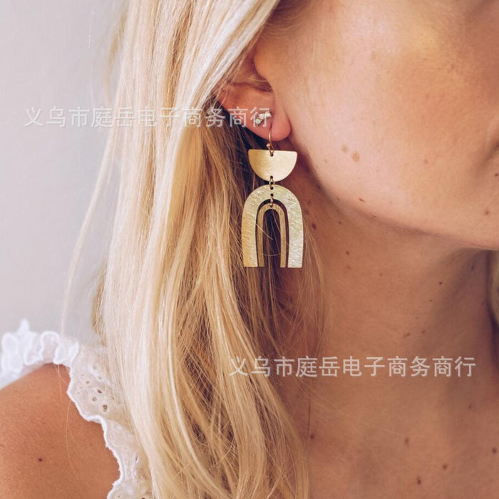 Wholesale Minimalist style gold arched earrings