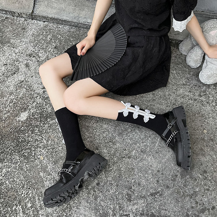 Wholesale Retro mid length socks with buckle and contrasting colors