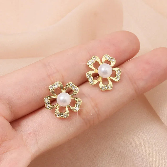 Wholesale flower stud earrings fashion  pearl S925 silver needle