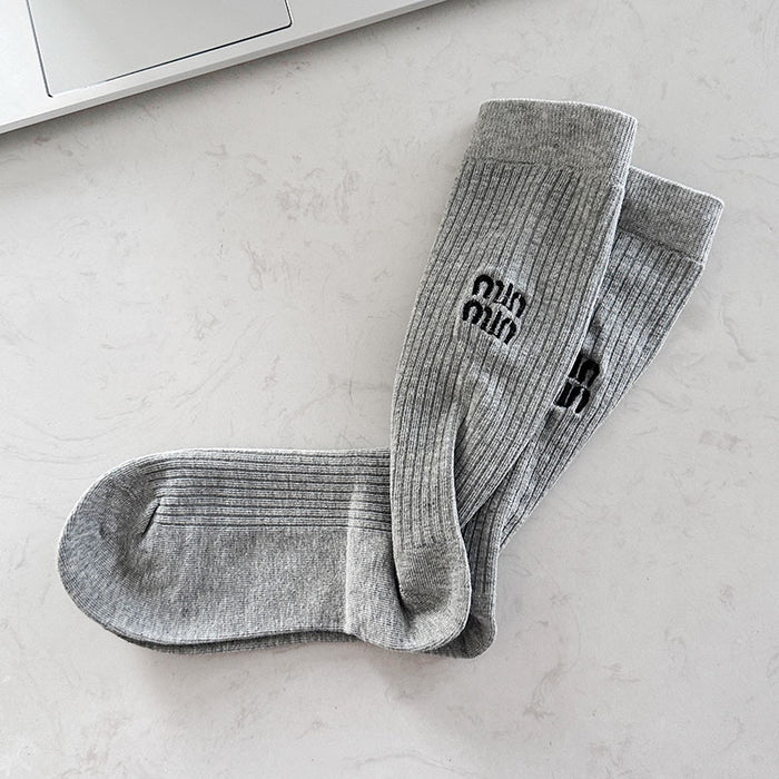 Wholesale Socks trend boneless mid tube women's socks long tube stacked socks