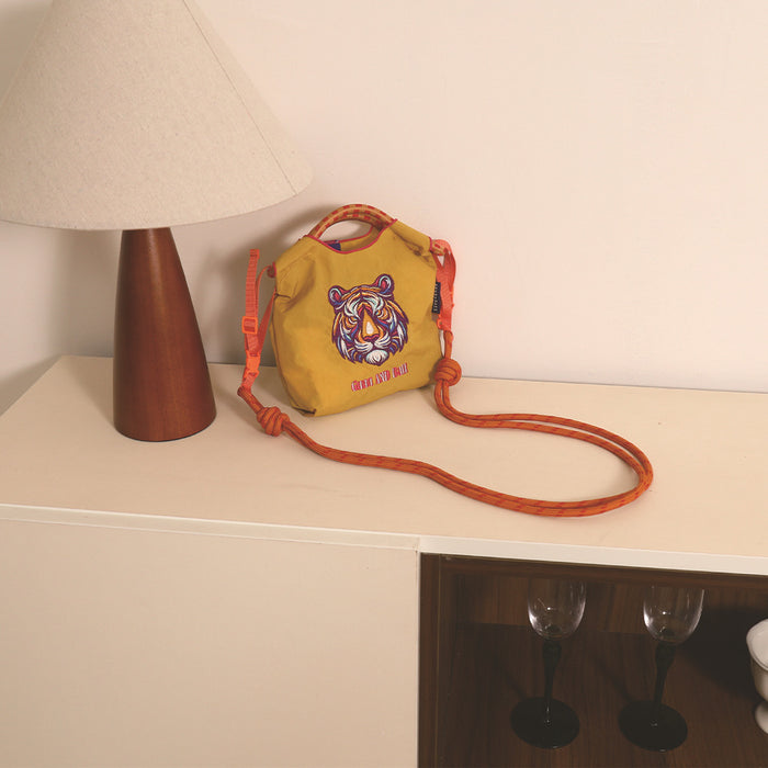 Wholesale Needle Embroidered Donut Mini Bag Mini Shoulder Crossbody Bag Handbag Canvas Bag