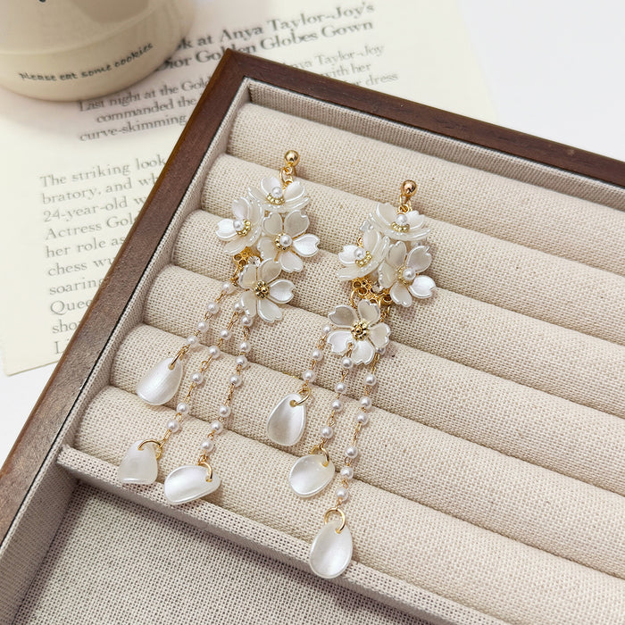 Wholesale Vintage floral long tassel earrings with temperament, niche and personalized tassels