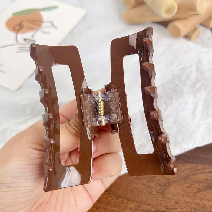 Wholesale Acrylic Hair Clip Floral Design Everyday Styling Fashion Accessory