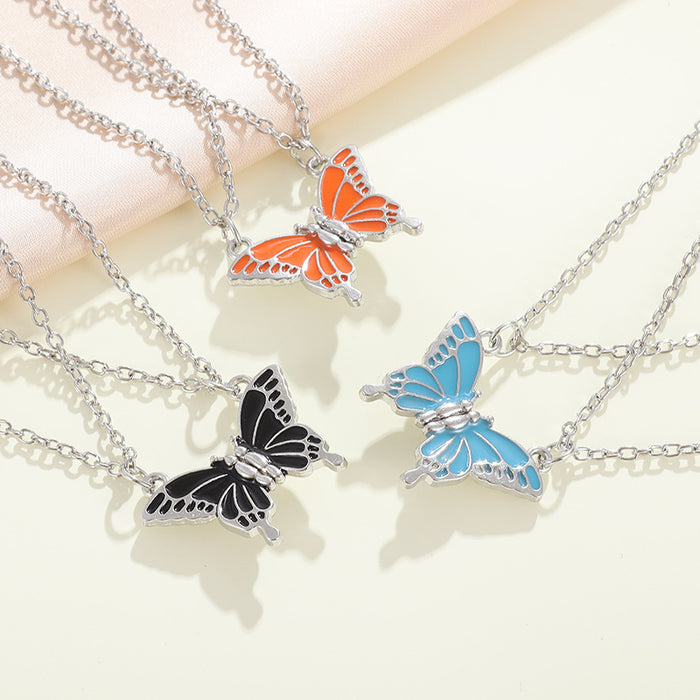 Wholesale best friend colorful butterfly matching best friend friendship magnetic necklace autumn and winter New sweater chain