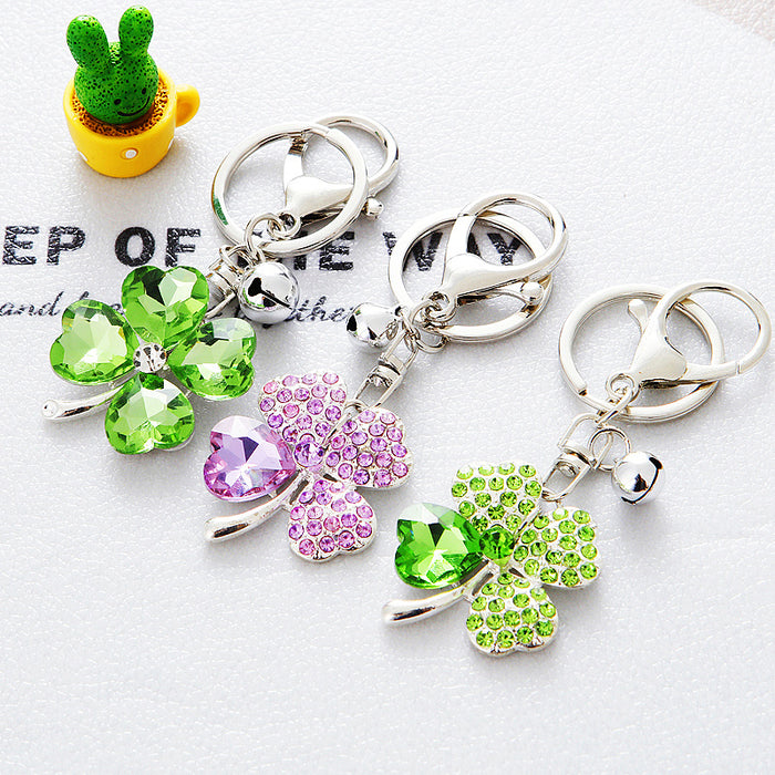 Wholesale Crystal Clover Flower Car Keychain Metal Cute Diamond Pendant Keychain Ring Gift