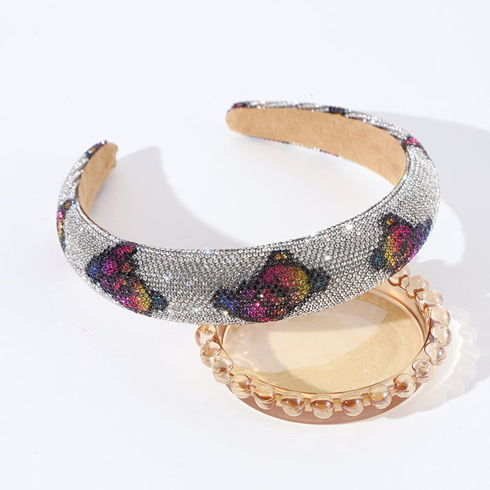 Wholesale Bear all-inclusive rhinestone high-end headband for going out,  all-purpose,  high-top head with baby' s breath and diamonds,  famous warm hair accessories