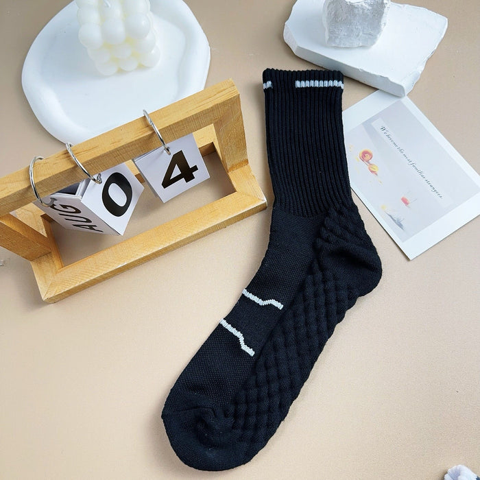 Wholesale Socks massage sole sports short tube socks, sweat absorbing and odor proof basketball socks, mesh sports boat socks