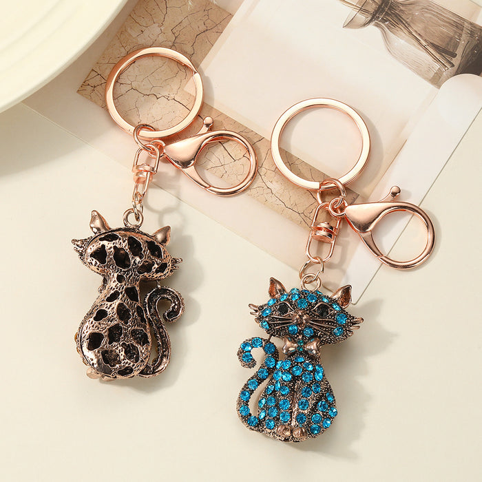 Wholesale Zinc Alloy Gold Bronze Cat Keychain Rhinestone Design Stylish Bag Charm Car Key Accessory