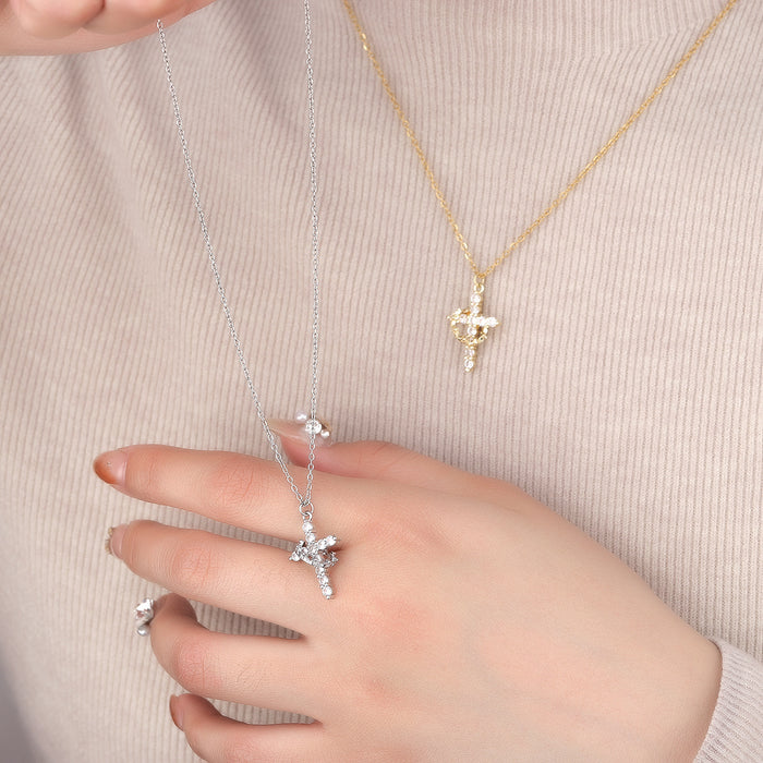 Wholesale  Crown Cross Necklace Women's   Accessories Jewelry for Men