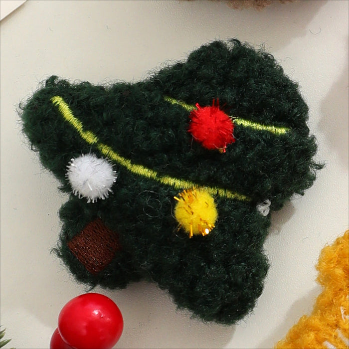 Wholesale Christmas Brooch Cute Plush Christmas Accessories Cartoon Pin Decorations Clothing Accessories