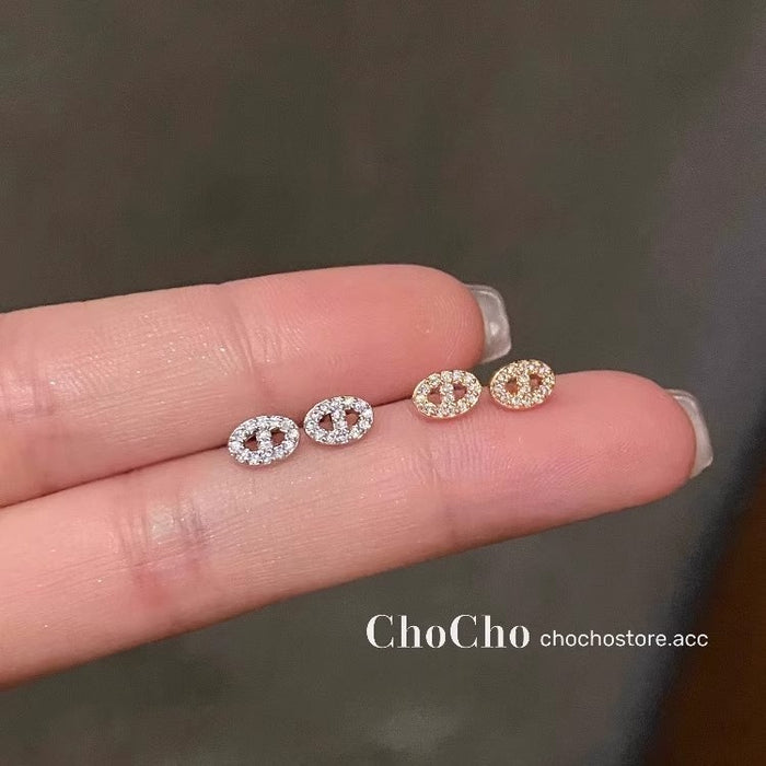 Wholesale Small and Exquisite Pig Nose Earrings Niche Design High-End Versatile Earrings for Women