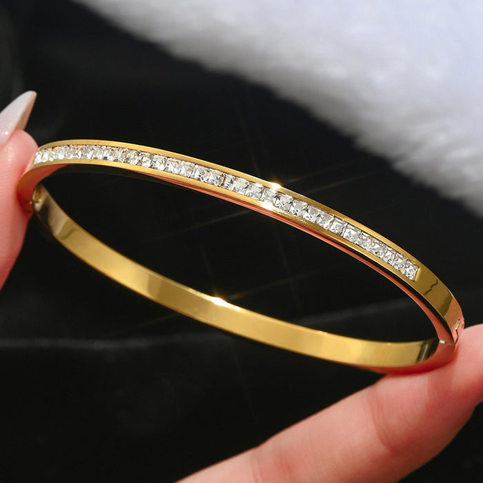 Wholesale Titanium Steel 18K Gold Plated Four Leaf Clover Bangle Set Row Set Sparkle Design Trendy Fashion Jewelry Accessory