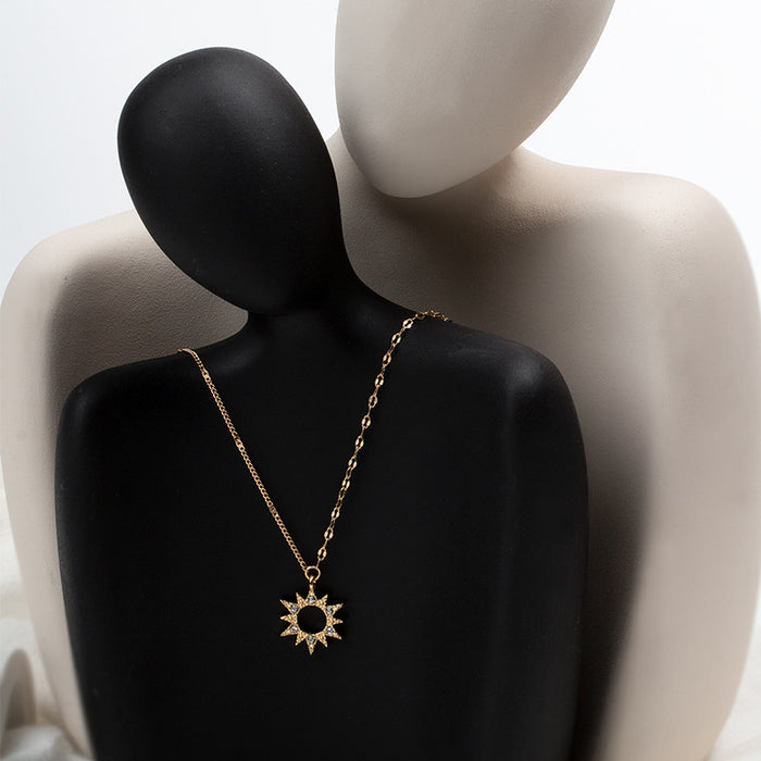 Wholesale New accessory design with diamond studded sunflower necklace, fashionable street photography, collarbone chain