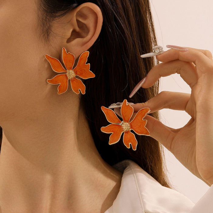 Wholesale Exaggerated geometric irregular light luxury retro flower earrings