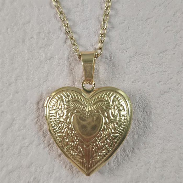 Wholesale Stainless Steel Unique Heart-shaped Pattern Openable Frame