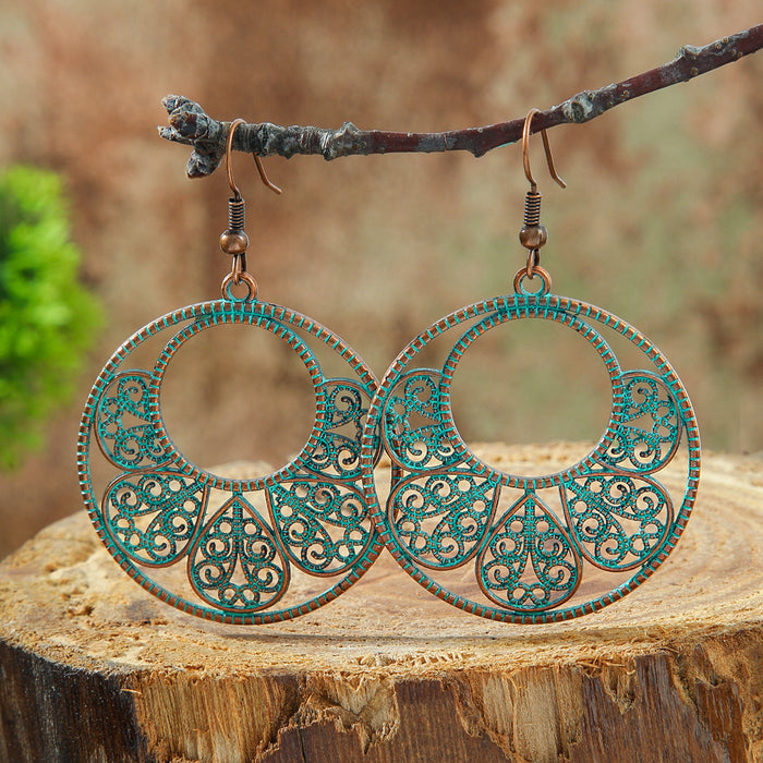 Wholesale Bohemian Hollow Alloy Earrings Vintage Leaf Flower Design Fashion Accessory MOQ≥2